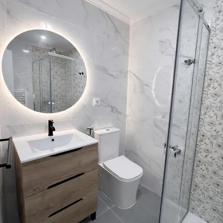 דירה De 2 En La Zona Centro.