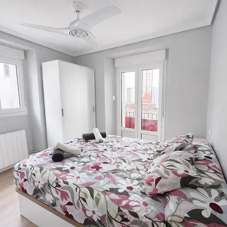 De 2 En La Zona Centro. Apartment Castro Urdiales
